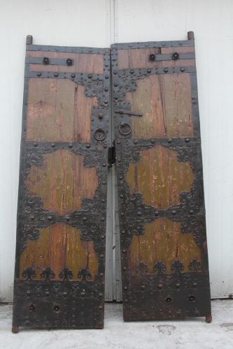Chinese antique items